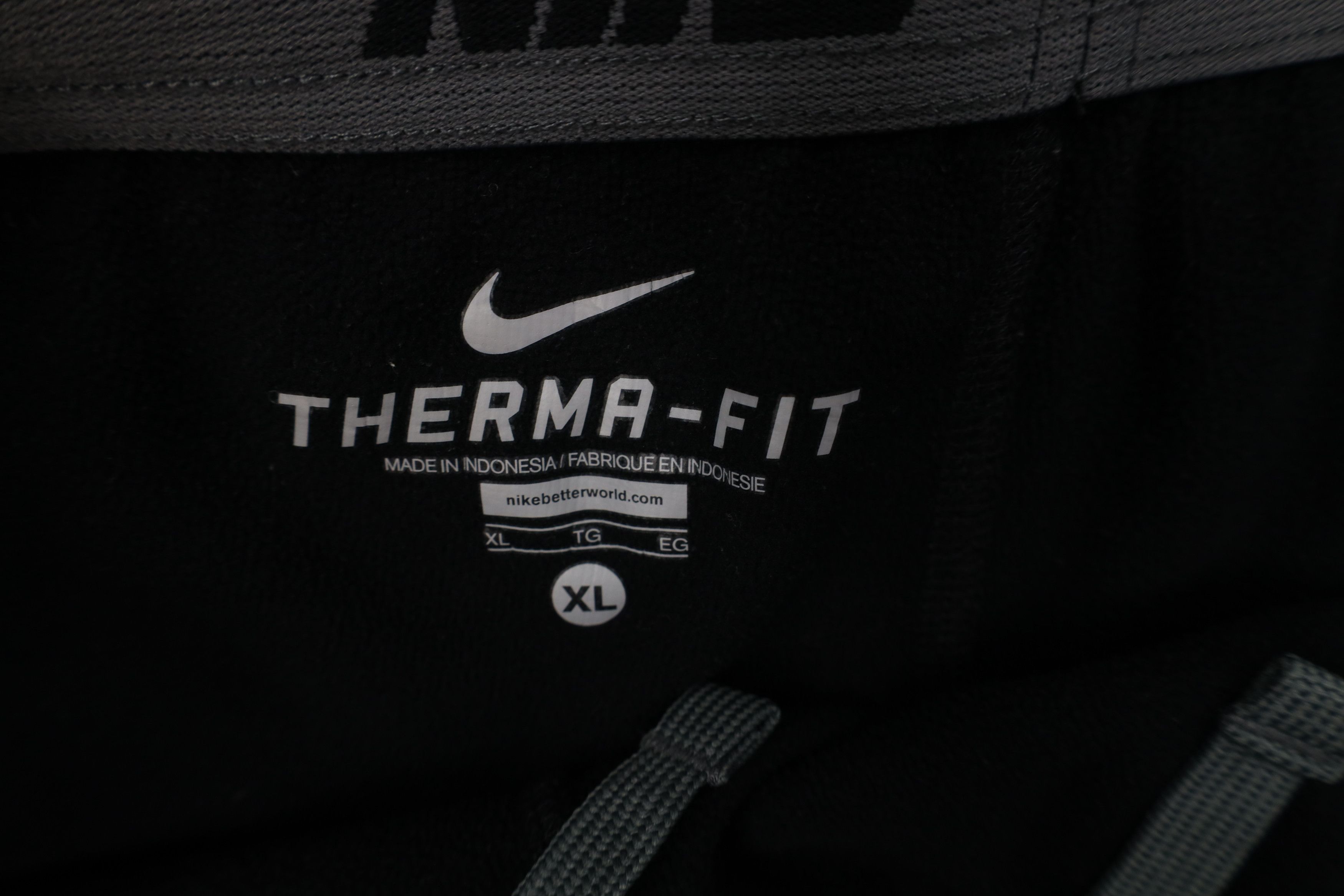 Nike Vintage Y2K Nike Therma Fit Mini Swoosh Wide Leg Sweatpants Size US 38 / EU 54 - 9 Thumbnail