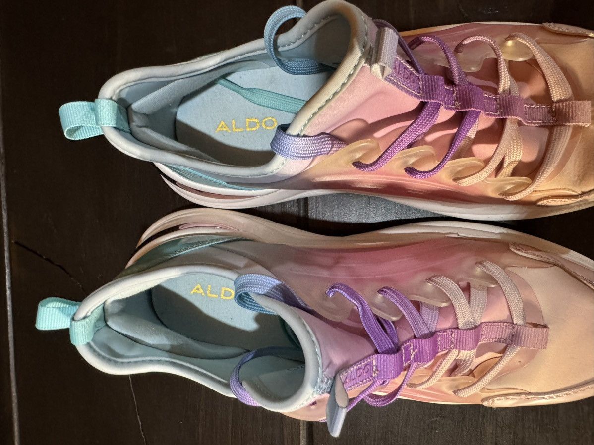 Aldo Aldo fashion sneaker pink colorful sz 8 Size US 8 / IT 38 - 9 Thumbnail