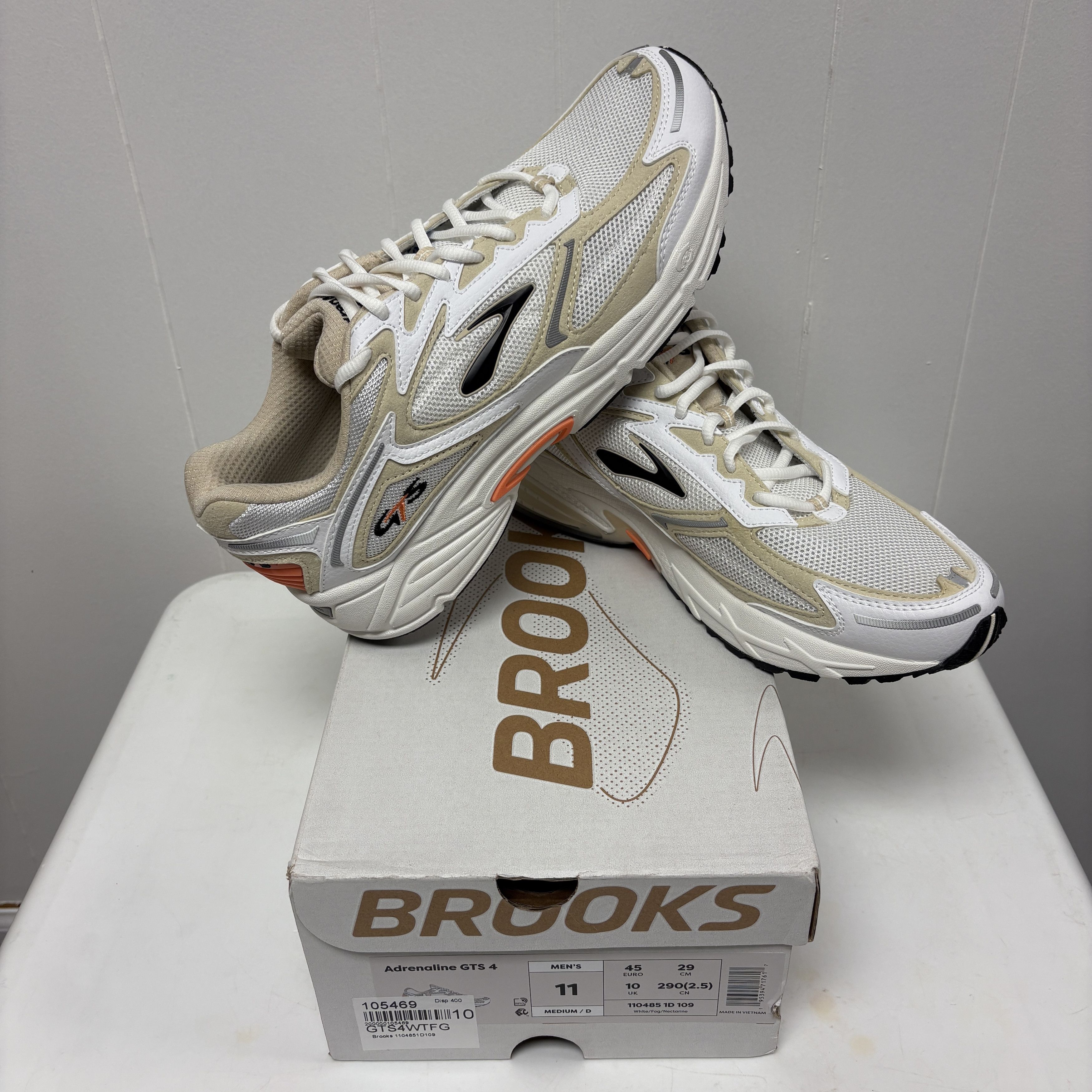 Brooks Brooks Adrenaline GTS 4 Nectarine (110485-1D-109), Size 11 Size US 11 / EU 44 - 1 Thumbnail