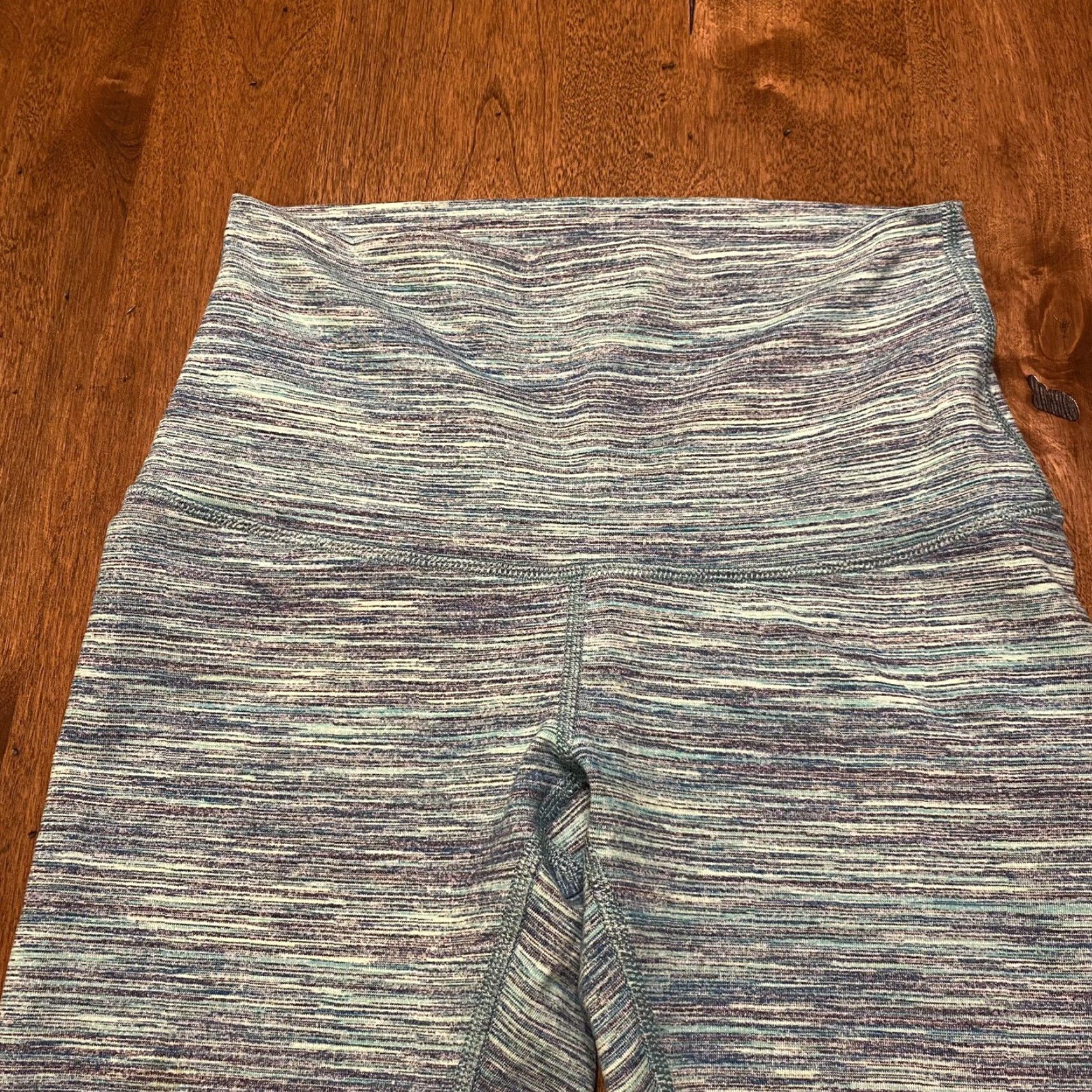 Lululemon VINTAGE Lululemon Women's Leggings Activewear Size 4 Blue Compression 31-Inch Inseam Workout Pants Size 27" / US 4 / IT 40 - 2 Thumbnail