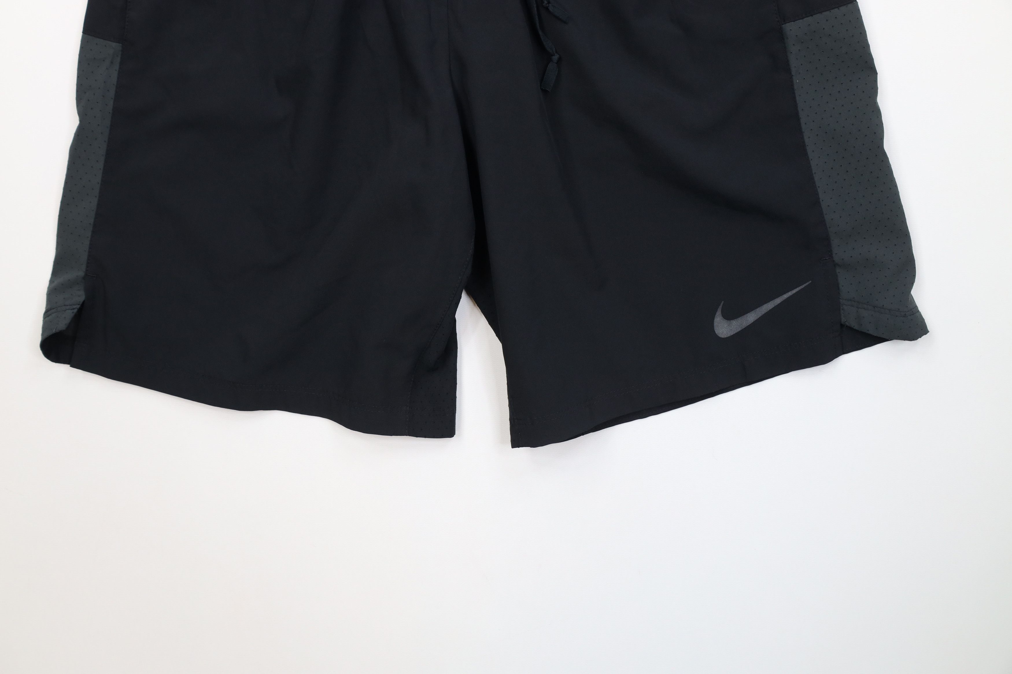 Nike Vintage Y2K Nike Travis Scott Swoosh Lined Running Shorts Size US 34 / EU 50 - 4 Thumbnail