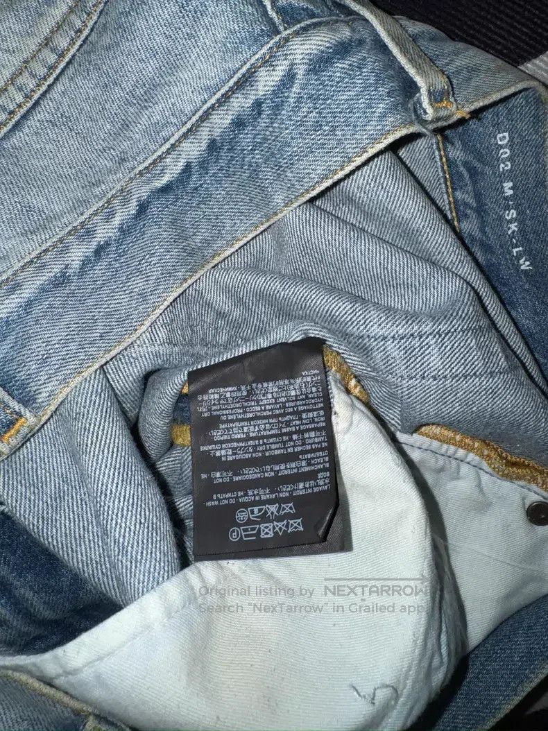 Saint Laurent Paris Saint Laurent Paris Classic Light Wash Cut-Out Ripped Slim Size US 29 - 8 Thumbnail