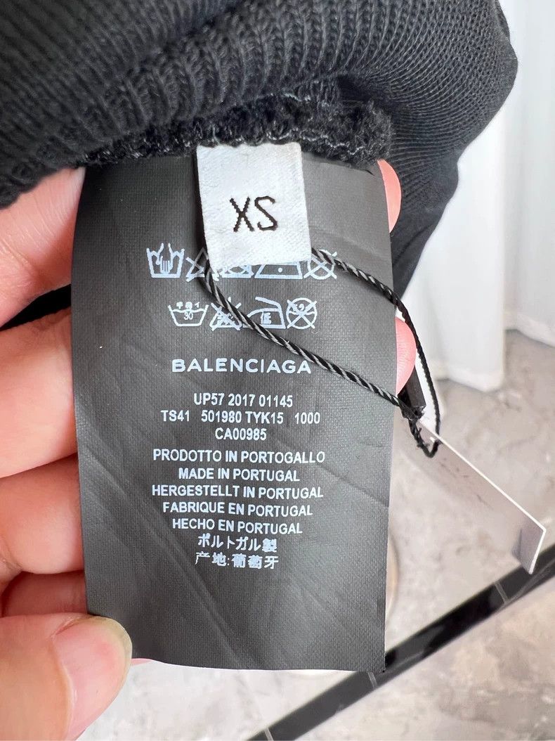 Balenciaga Balenciaga Black Hoodie Rainbow Slogan logo Size US XS / EU 42 / 0 - 6 Thumbnail