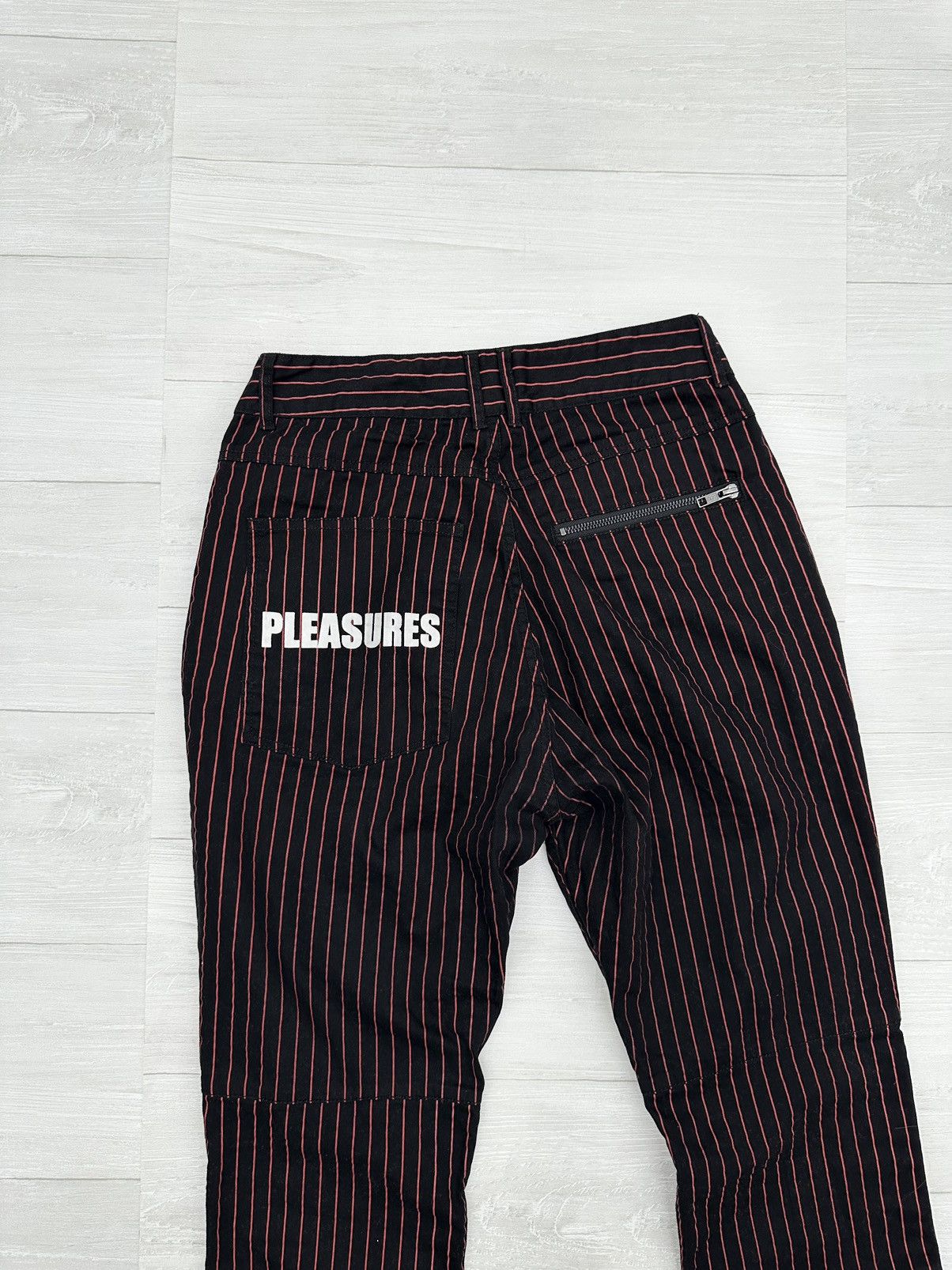 Pleasures Pleasures Black + Red Ankle Zip Punk / Grunge Pants Sz. 30 Size US 30 / EU 46 - 5 Thumbnail