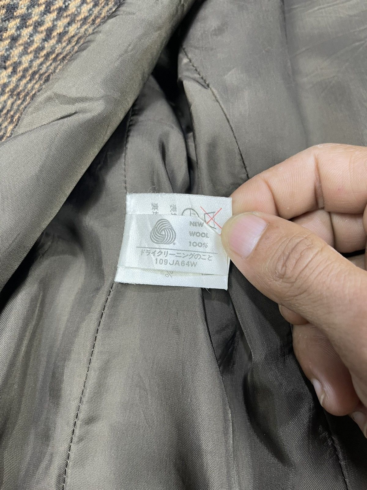 Calvin Klein Vintage Calvin Klein ButtonLess Plaid Marble Check Size US L / EU 52-54 / 3 - 10 Thumbnail