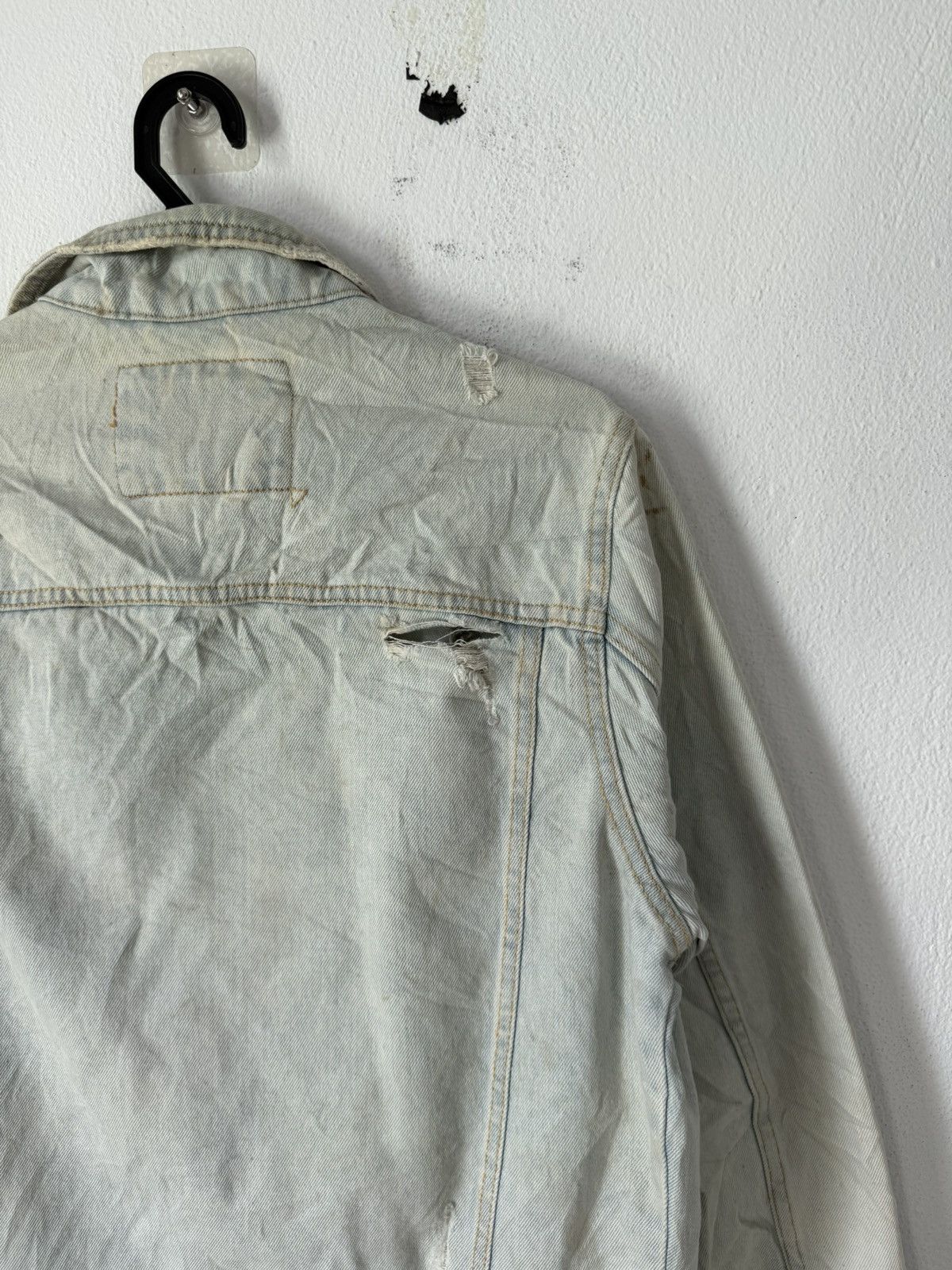 Zara BINDING Zara Denim Man Distress Design Jacket Ripped Style Size US S / EU 44-46 / 1 - 6 Thumbnail