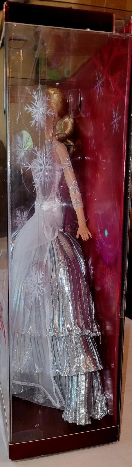 Designer 2008 Holiday Barbie Celebrating 20 Years Of Holidays Size ONE SIZE - 3 Thumbnail