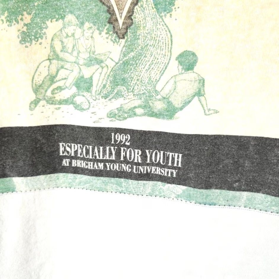 Fruit Of The Loom VINTAGE Brigham Young University T Shirt Mens XL White 90s 1992 Made In USA Size US XL / EU 56 / 4 - 6 Thumbnail