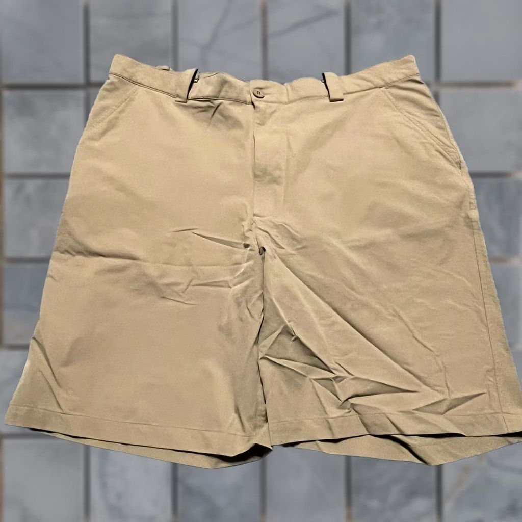 Under Armour Under Armour Golf Shorts Mens 38 Performance Tan Brown Beige Regular Chino Men US 38 Mens Shorts Size US 38 / EU 54 - 1 Thumbnail