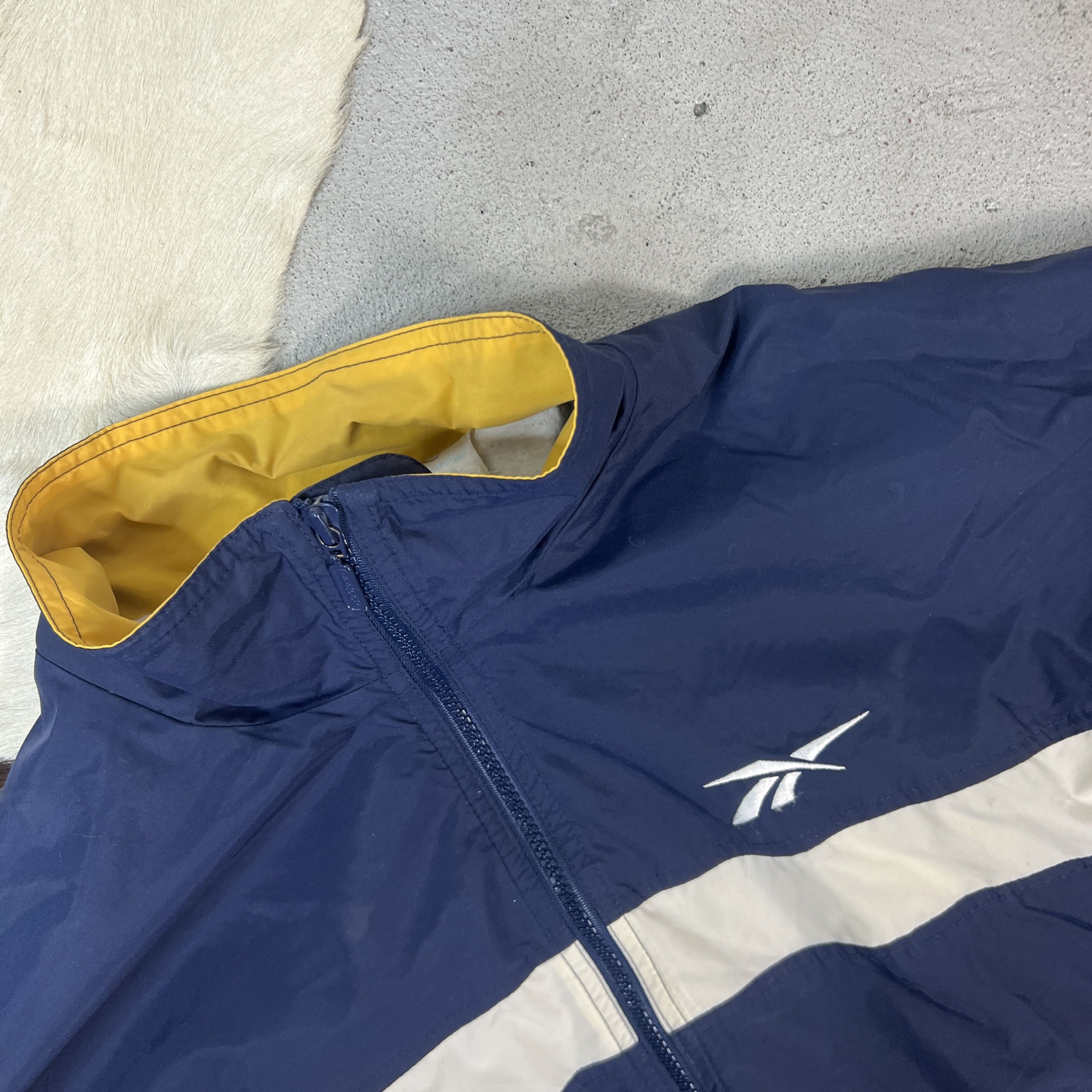 Reebok × Vintage Vintage Windbreaker Jacket Reebok 90s Size US L / EU 52-54 / 3 - 5 Thumbnail