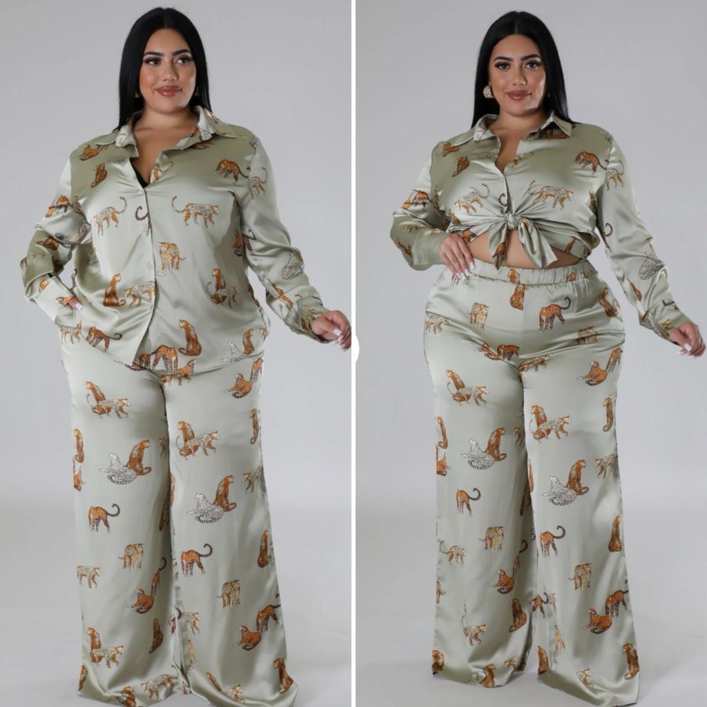 Other NWOT Good Times USA My Remedy Pant Top Set Sage Green Cheeta Size XL / US 12-14 / IT 48-50 - 1 Thumbnail