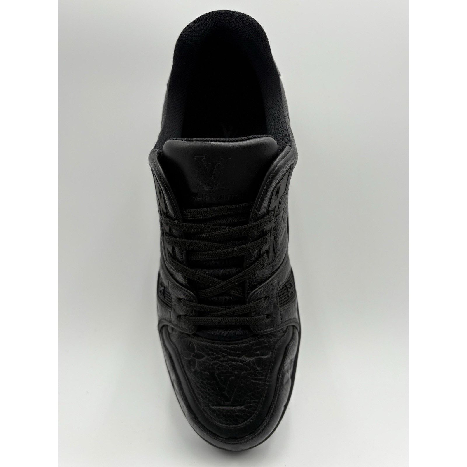 Louis Vuitton (US 7-7.5) Louis Vuitton Trainer ' Black ' | GOOD CONDITION! Size US 7.5 / EU 40-41 - 5 Thumbnail