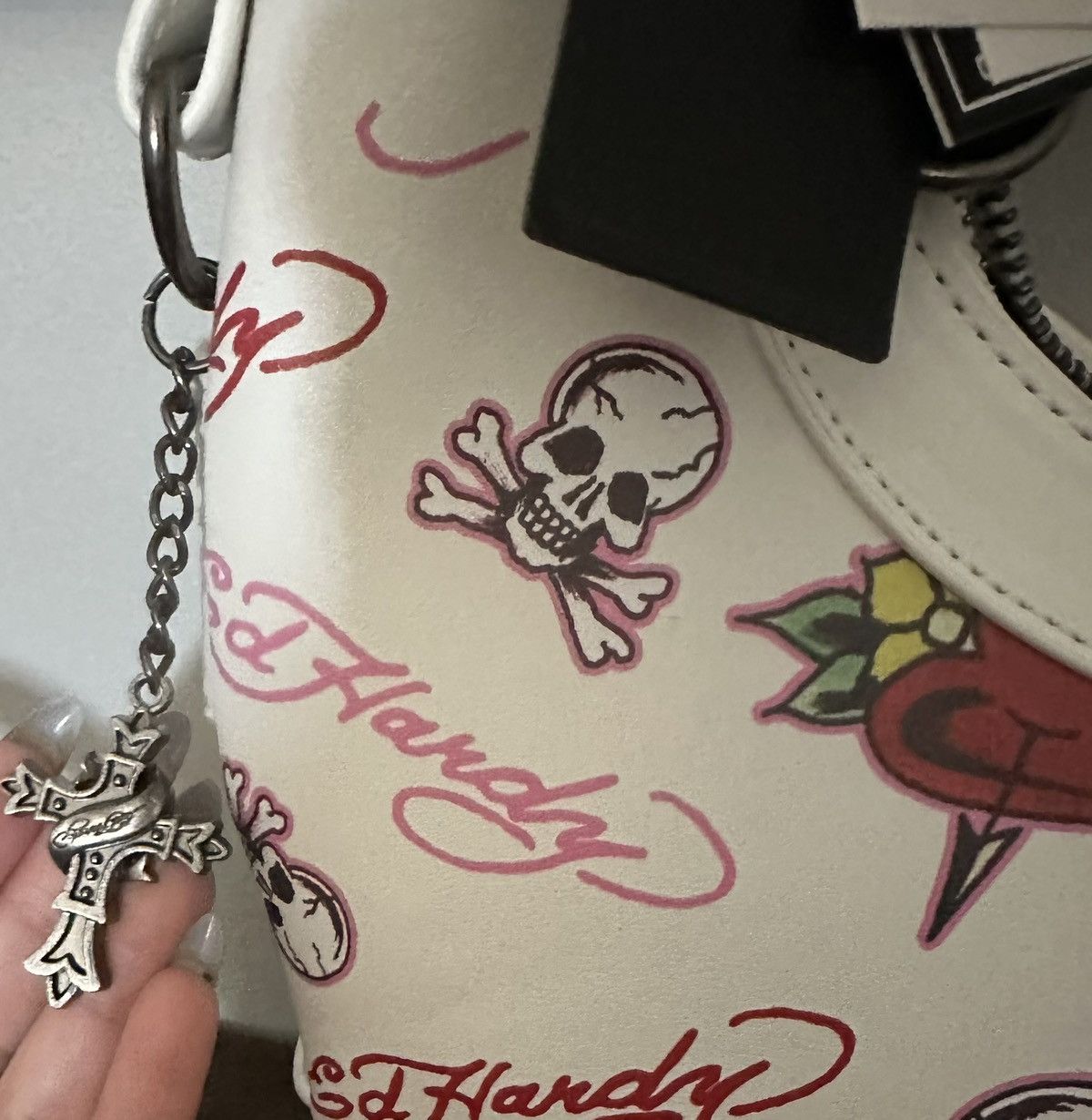 Ed Hardy Ed Hardy White Rose Heart Hobo Shoulder Bag Size ONE SIZE - 5 Thumbnail