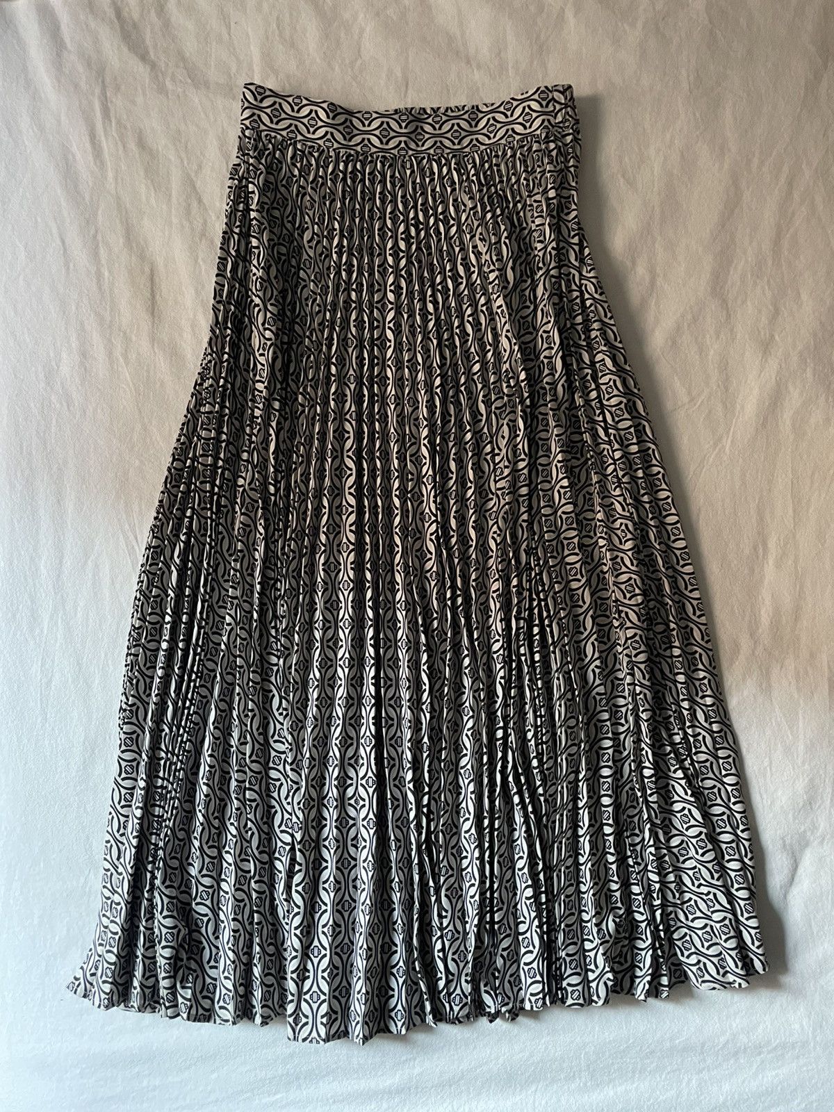 Maje Maje Maxi Pleated Skirt Size 25" / US 0 / IT 36 - 1 Thumbnail