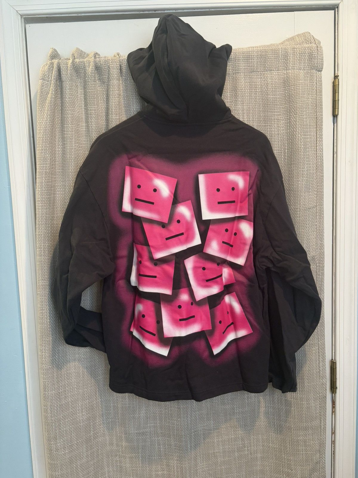 Acne Studios Acne Studios Ellison Tone Black Pink Grafitti Graphic Hoodie Size US S / EU 44-46 / 1 - 1 Thumbnail
