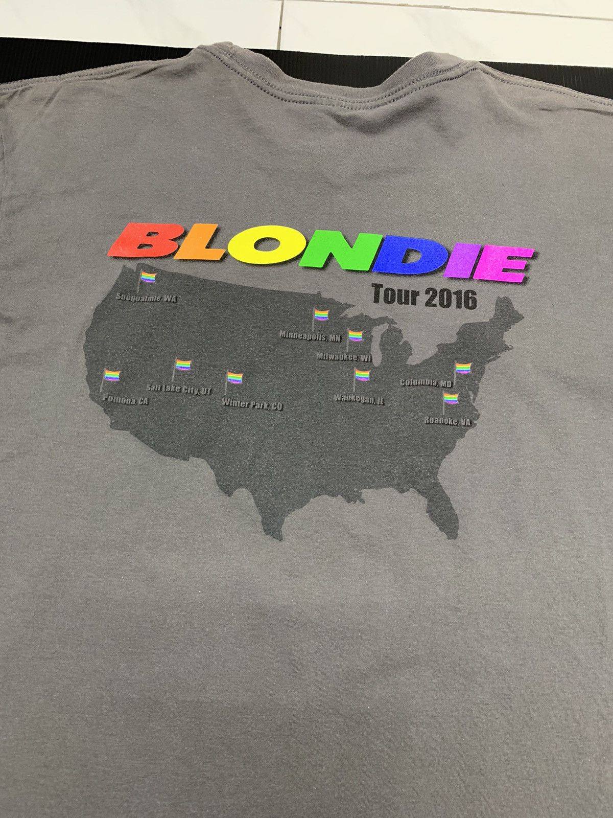 Band Tees Thrashed Faded Band Blondie Tour Tshirt Size US XL / EU 56 / 4 - 7 Thumbnail