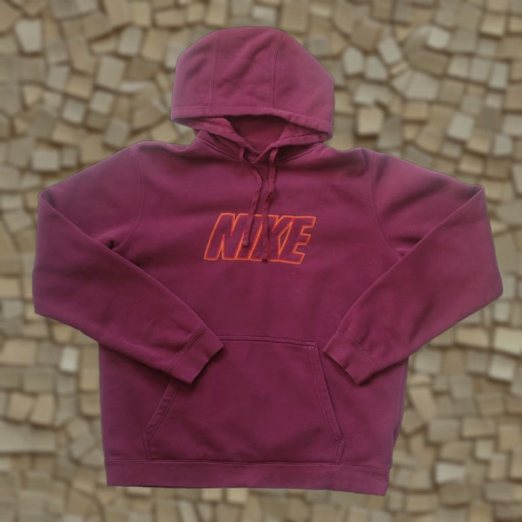 Nike VINTAGE Nike HOODIE 90s Y2K RETRO SPELL OUT RED GRAPHIC SWEATSHIRT HOODIE SZ L Men Size US L / EU 52-54 / 3 - 1 Thumbnail