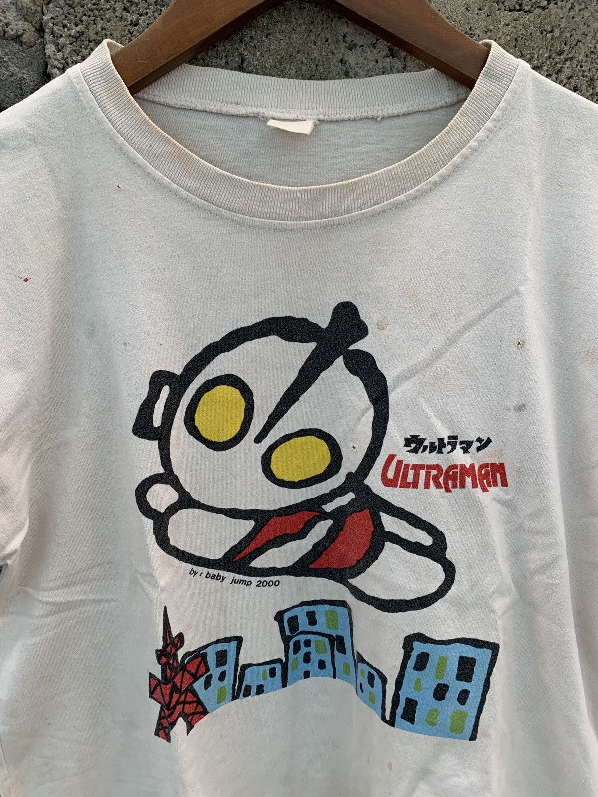 Band Tees × Vintage 2000s Thrashed Ultraman Faded Distressed Shirt Size US M / EU 48-50 / 2 - 2 Thumbnail