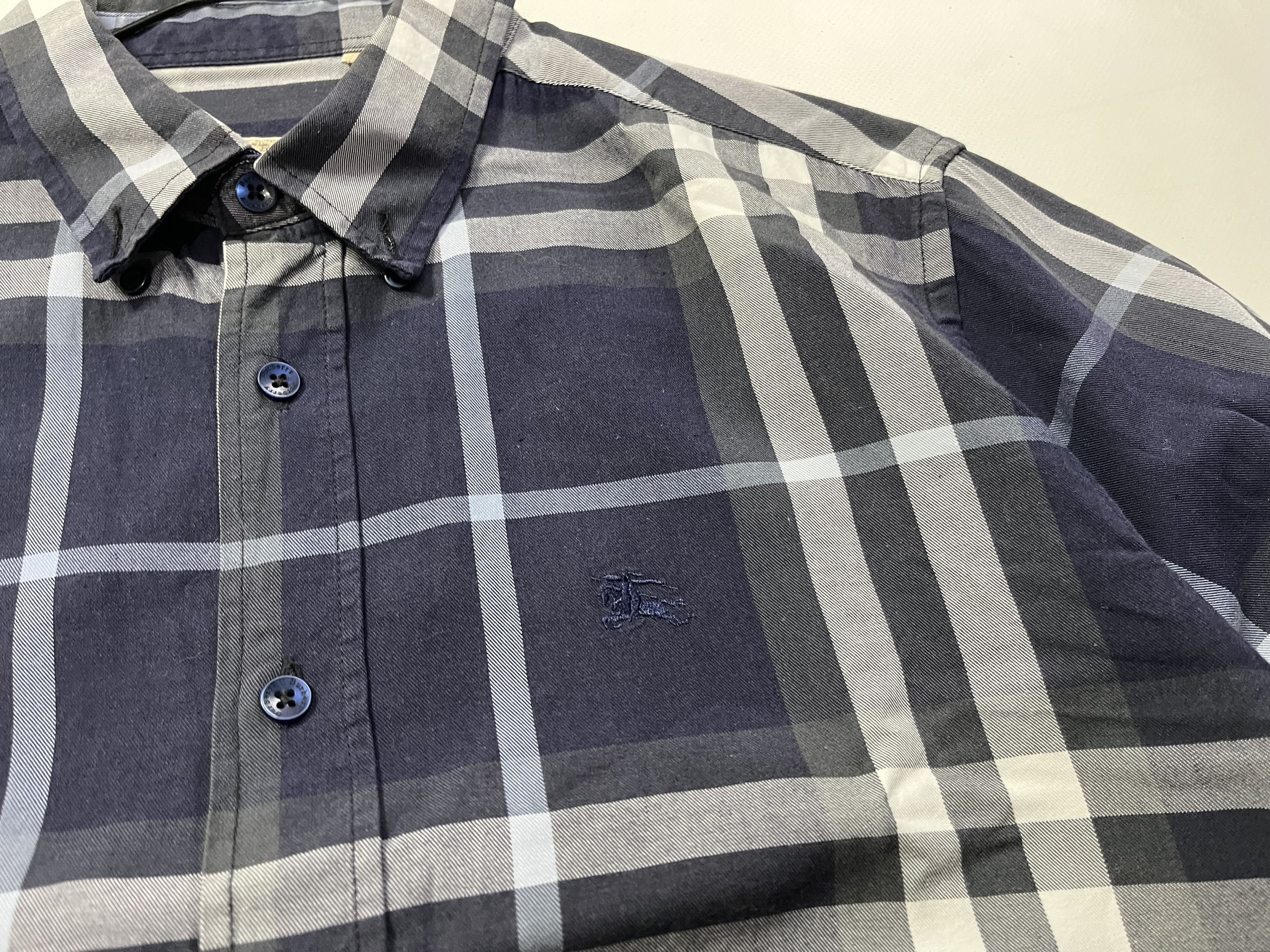 Burberry Burberry Brit shirts button up Size US M / EU 48-50 / 2 - 5 Thumbnail
