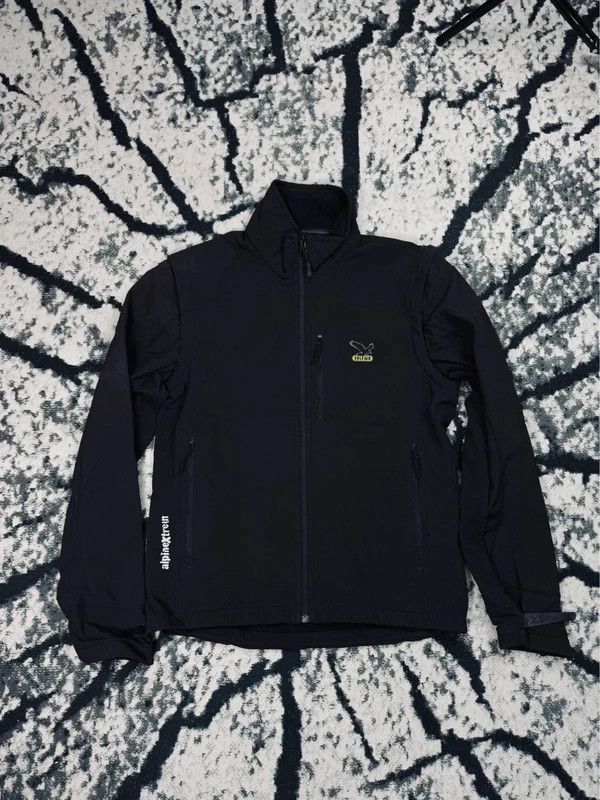 SALEWA alpinextreme 2 in 1 softshell jacket vest black M logo Size US M / EU 48-50 / 2 - 1 Thumbnail