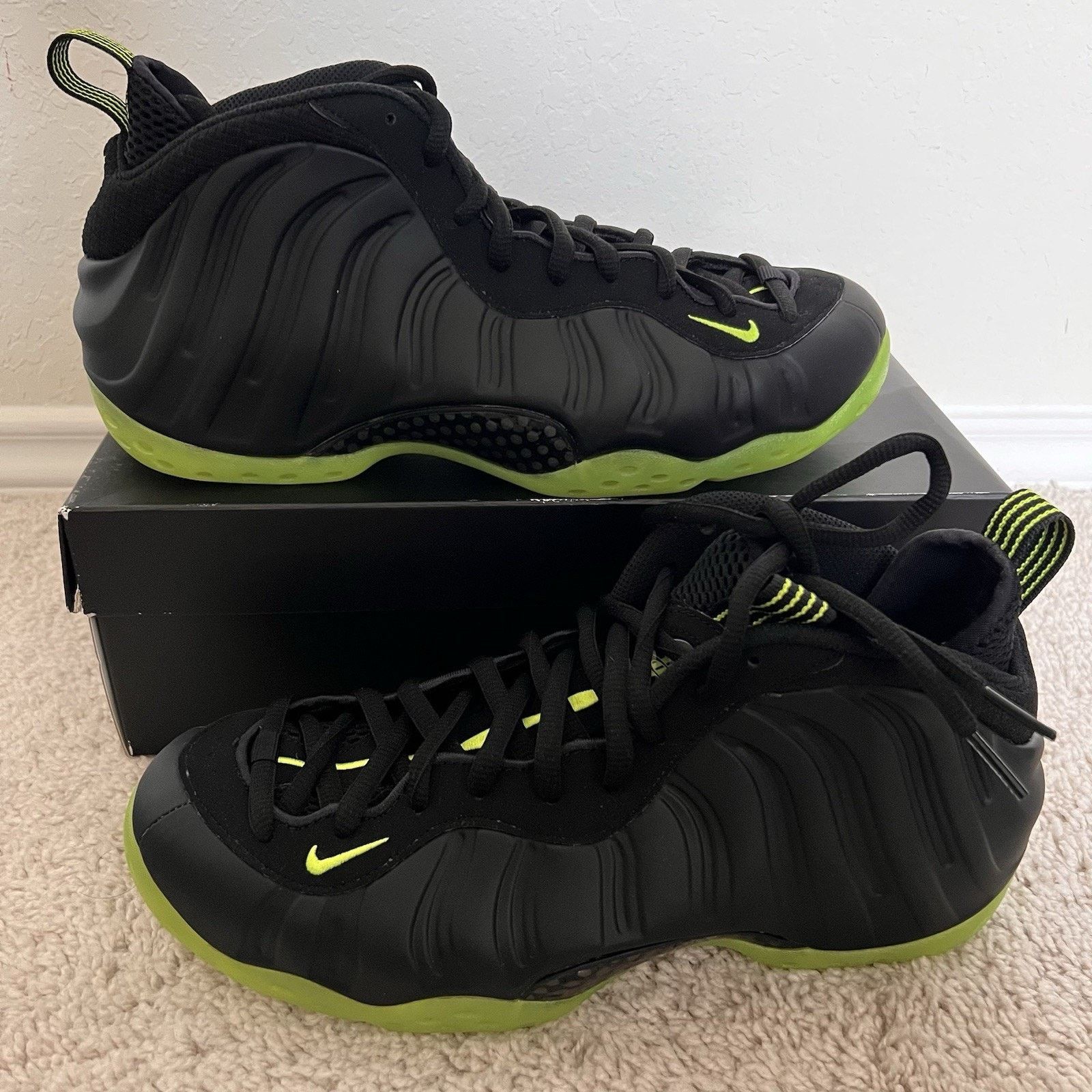 Nike Nike Air Foamposite One Black Volt Penny Hardaway Size 10 Size US 10 / EU 43 - 1 Thumbnail