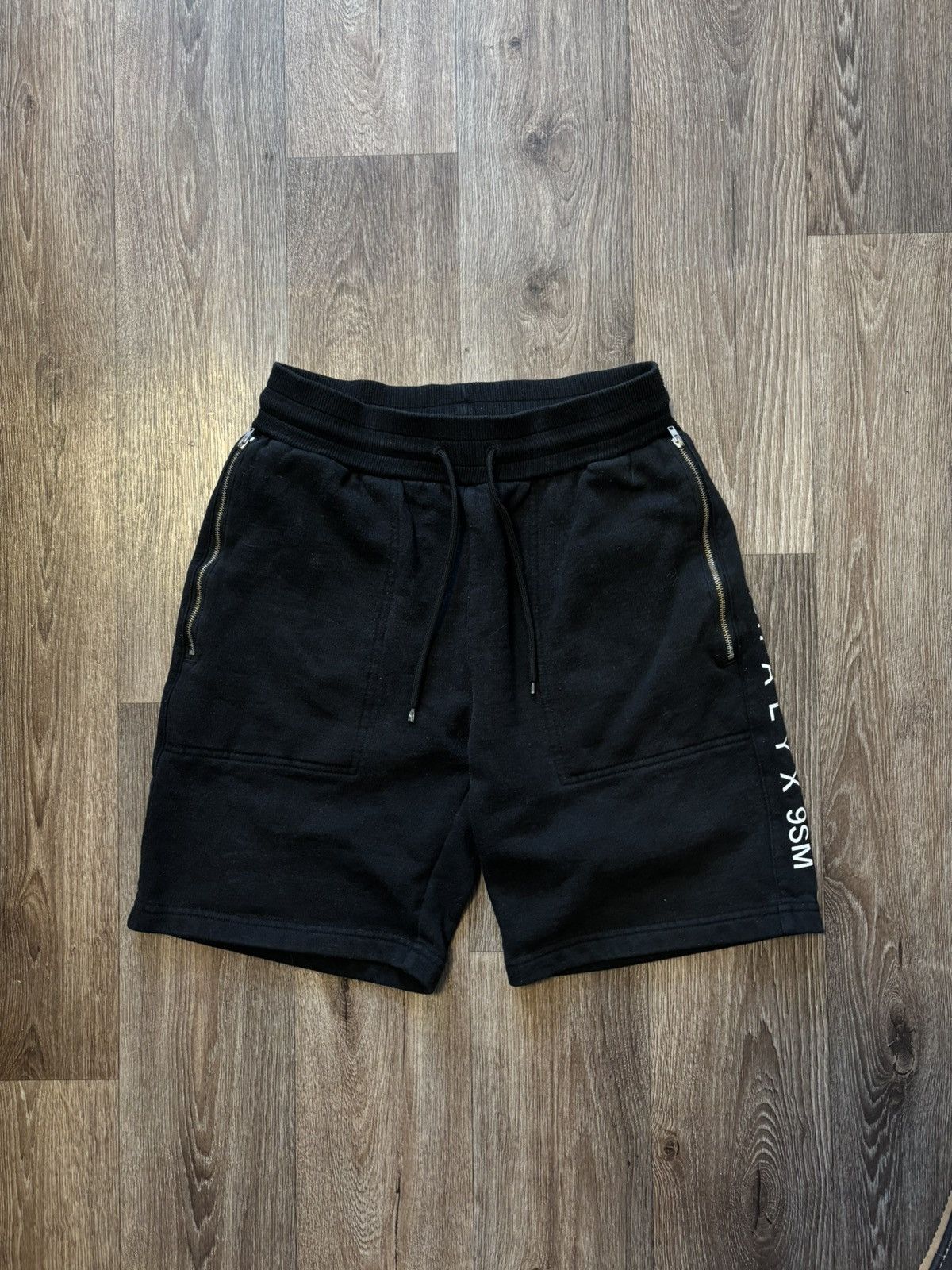1017 ALYX 9SM 1017 Alyx 9SM Fleece shorts pocket classic Size US 30 / EU 46 - 1 Thumbnail