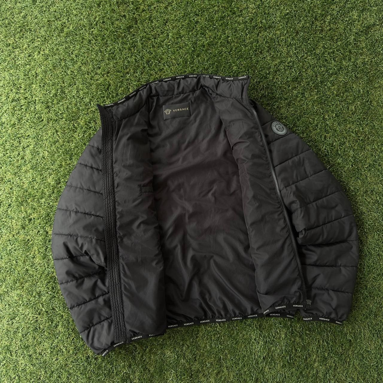 Versace Gianni Versace Puffer Jacket Nylon Size US S / EU 44-46 / 1 - 4 Thumbnail