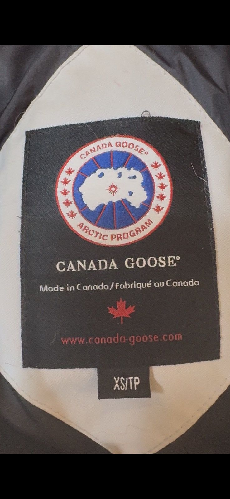 Canada Goose Canada Goose Women’s Down Parka Fur-Trim Hood Winter Coat Size XS / US 0-2 / IT 36-38 - 2 Thumbnail