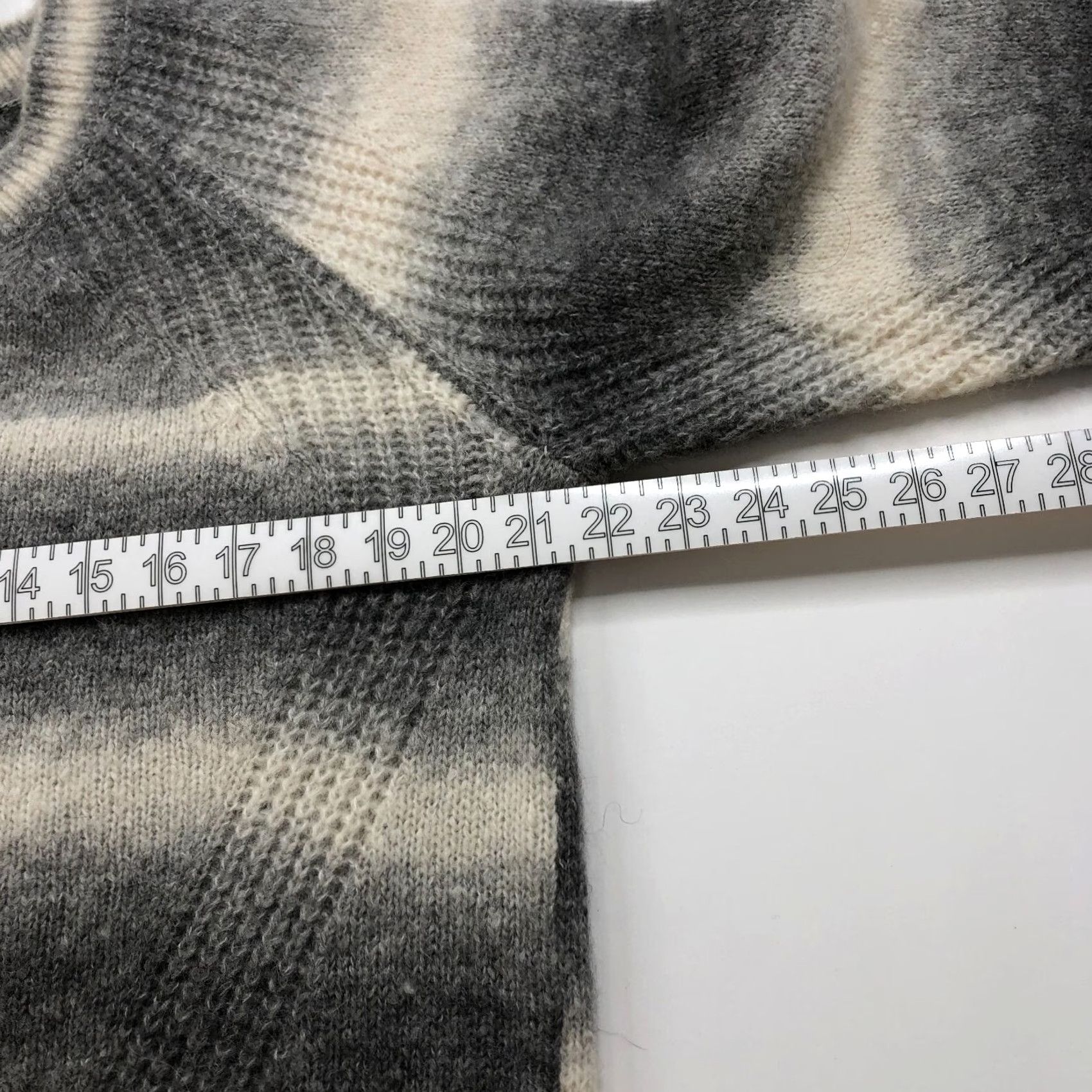 Club Monaco Club Monaco Pullover Sweater XS Women Crew Neck Alpaca Cashmere Wool Gray Knit Striped Casual 4.25 HRJ Italian Yarn Vintage No Size XS / US 0-2 / IT 36-38 - 5 Thumbnail