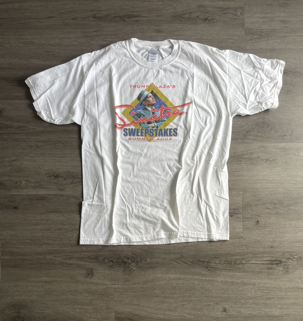 Vintage Vintage 03’ Frank Sinatra “Sweepstakes” T-shirt (Sz.XL.) Size US XL / EU 56 / 4 - 1 Thumbnail