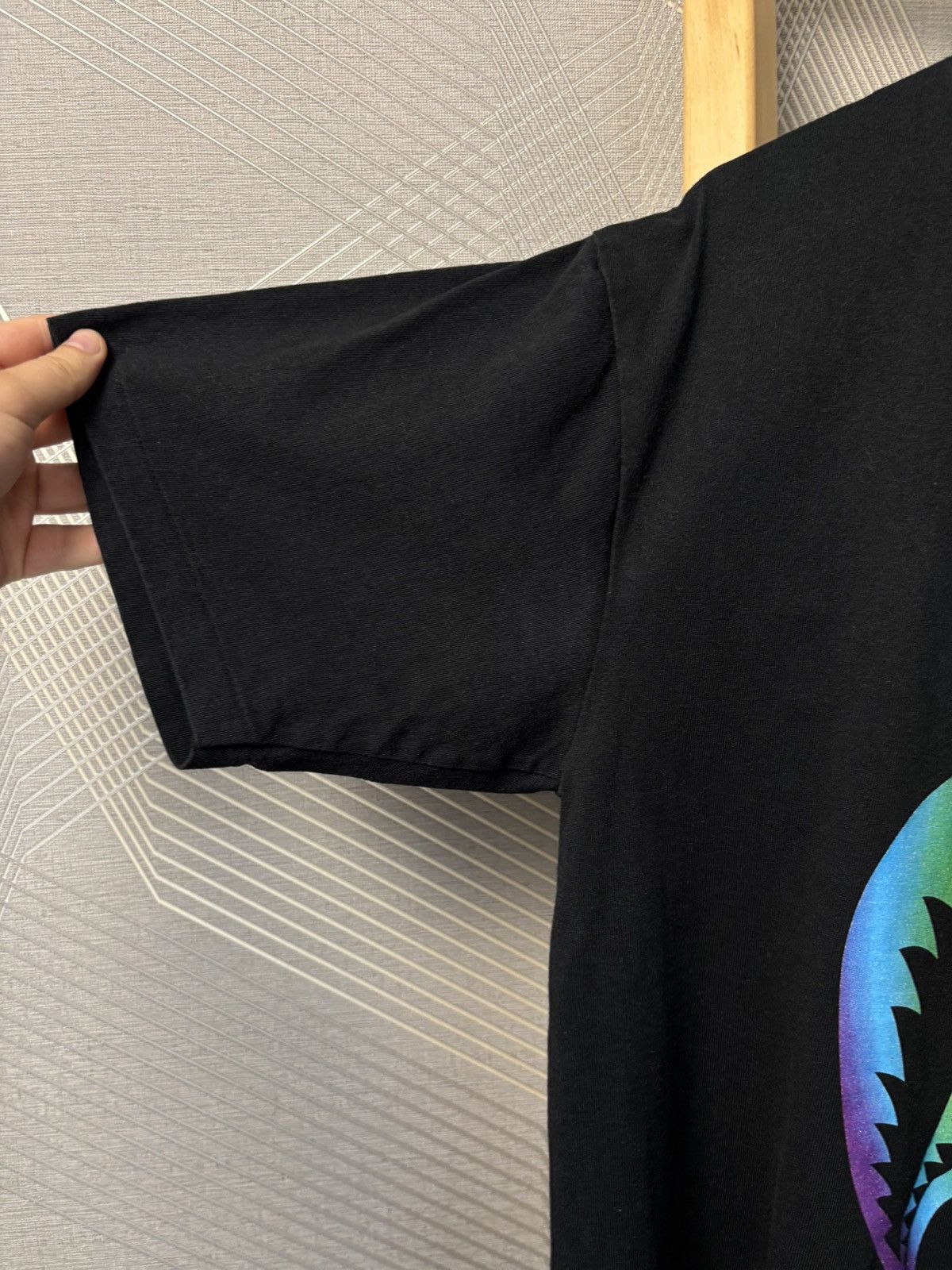 Bape Bape Shark Rainbow t-shirt Size US XL / EU 56 / 4 - 7 Thumbnail