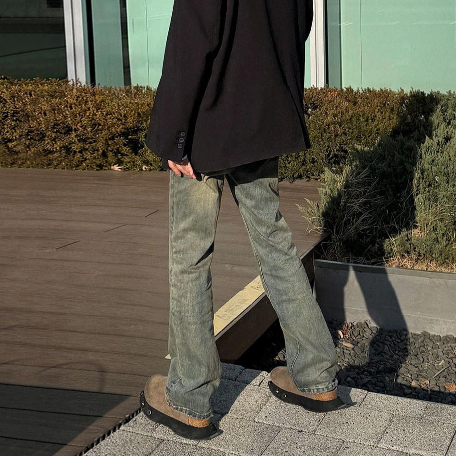 Vintage Faded Straight Leg Casual Jeans, Light Wash Denim Pants Size US 32 / EU 48 - 4 Thumbnail