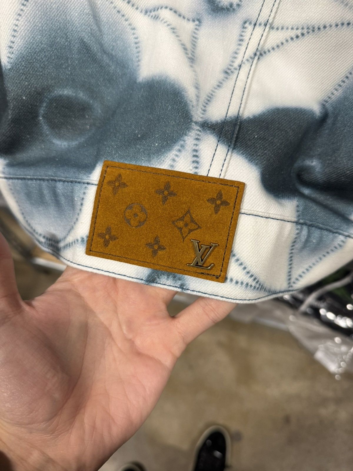 Louis Vuitton Louis Vuitton Shibori Overshirt Denim Jacket NEW 3500$ Size US XL / EU 56 / 4 - 6 Thumbnail