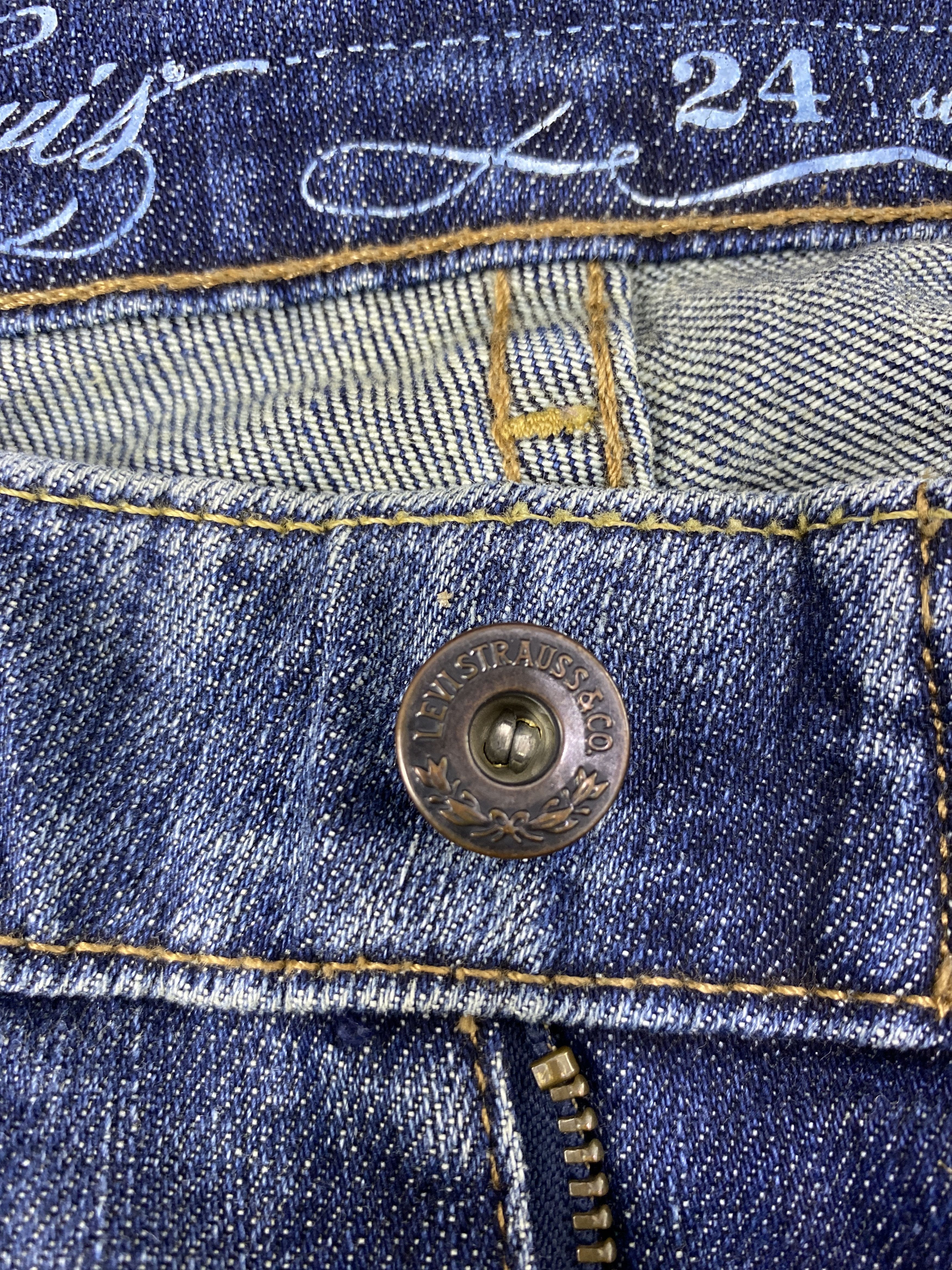 Jean Levi's Straight Leg Blue Wash Jeans - J1107 Size 27" / US 4 / IT 40 - 12 Thumbnail