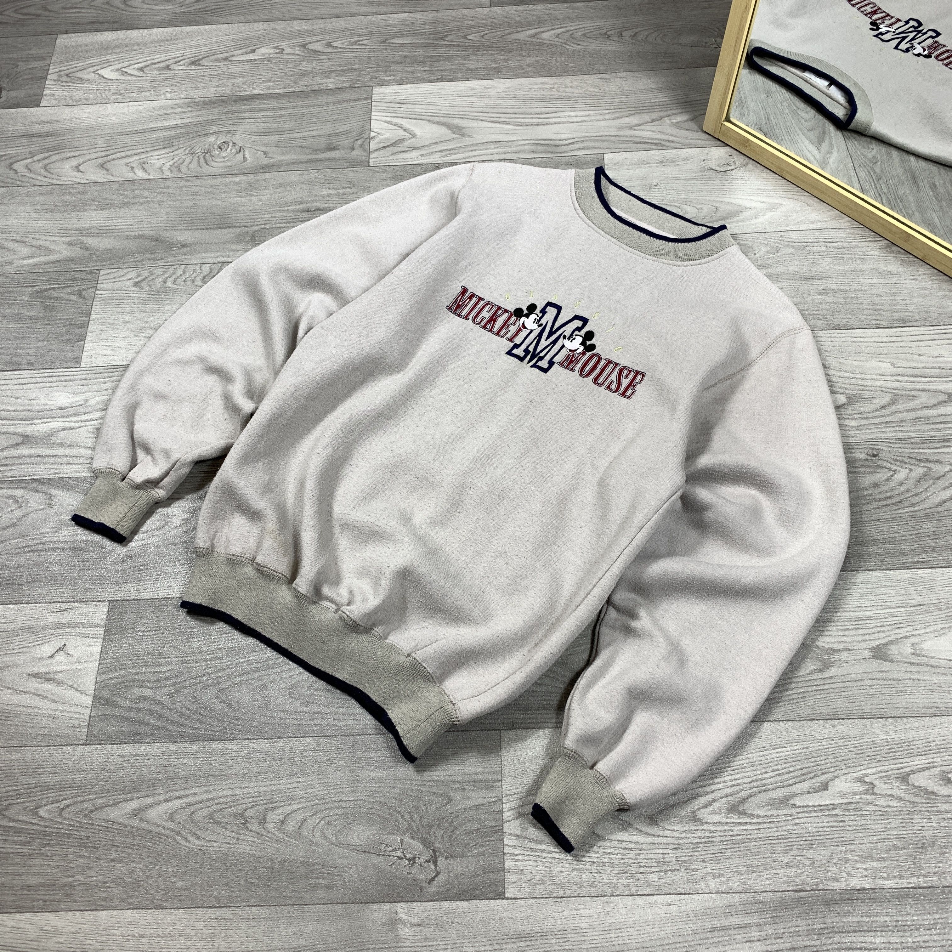 Mickey & Co. Vintage Mickey Mouse Disney 90s Beige Embroidered Sweatshirt Size US M / EU 48-50 / 2 - 5 Thumbnail