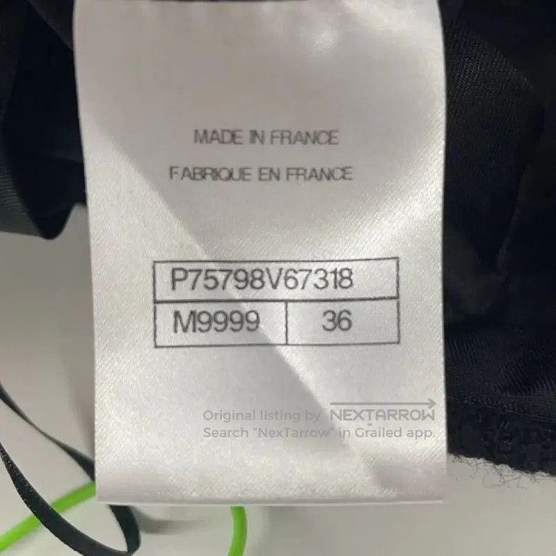 Chanel Chanel Black Wool Women's Shorts . Size 28" / US 6 / IT 42 - 4 Thumbnail