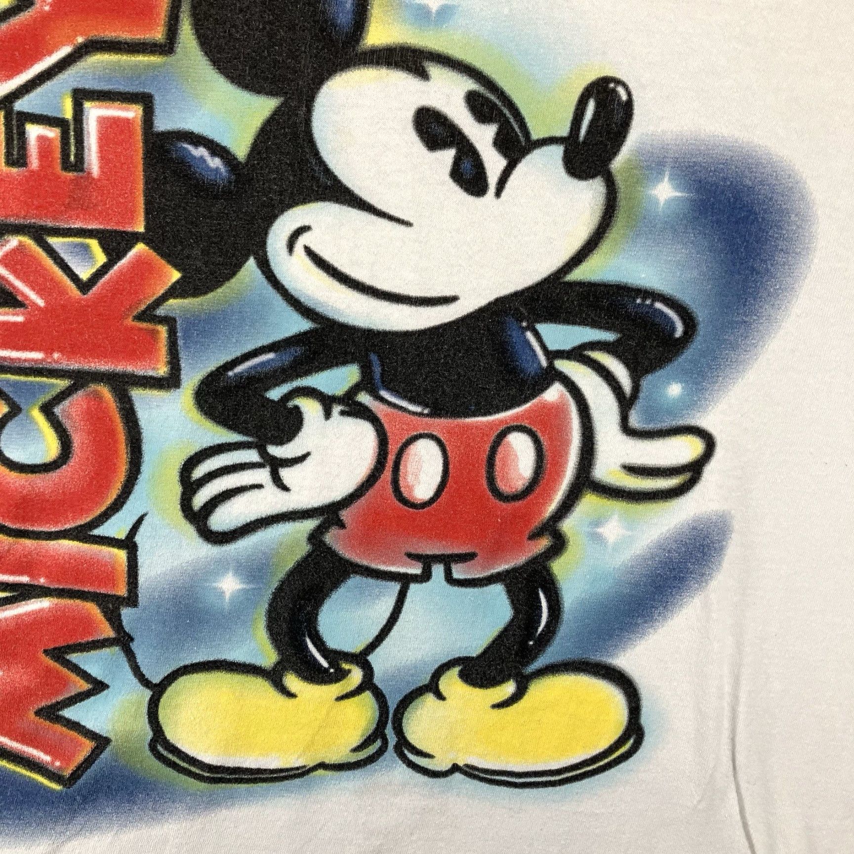 Disney Disney T Shirt Mens M White Mickey Mouse Short Sleeve Retro 80s Airbrush Art Shirt Size US M / EU 48-50 / 2 - 7 Thumbnail