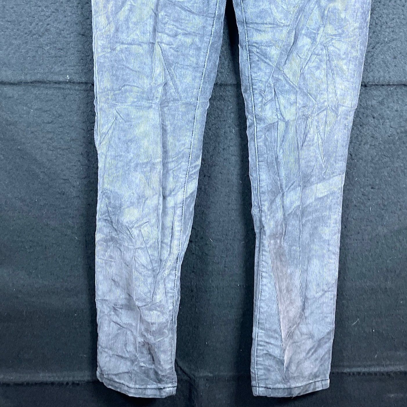 Free People VINTAGE Free People Jeans Gray Corduroy Low Rise Ankle Skinny Stretch 26 30 Regular 5-Pocket Design Mens? Girls? Wait. Size 30" / US 8 / IT 44 - 3 Thumbnail