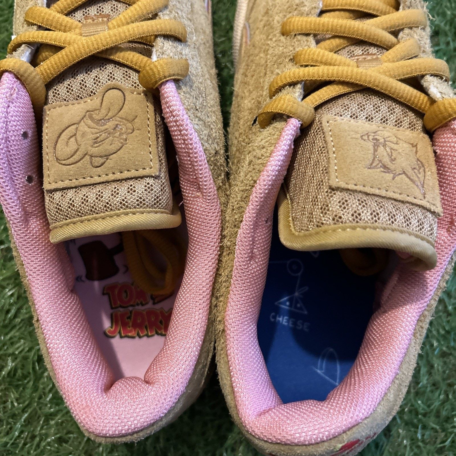 Reebok Reebok Club C Revenge Low x Tom & Jerry - 2020 Size 9.5 Size US 9.5 / EU 42-43 - 4 Thumbnail
