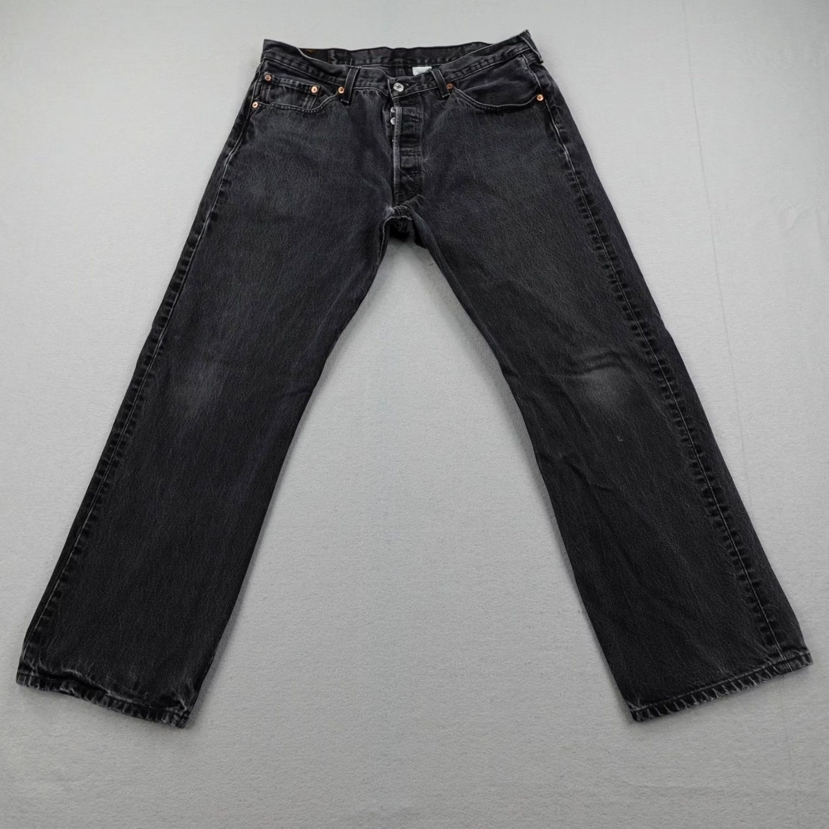 Levi's Vintage Levi'S Jeans Mens 38x30 Black Denim 501 Straight Leg Faded Button Fly Y K - Size US 38 / EU 54 - 2 Thumbnail