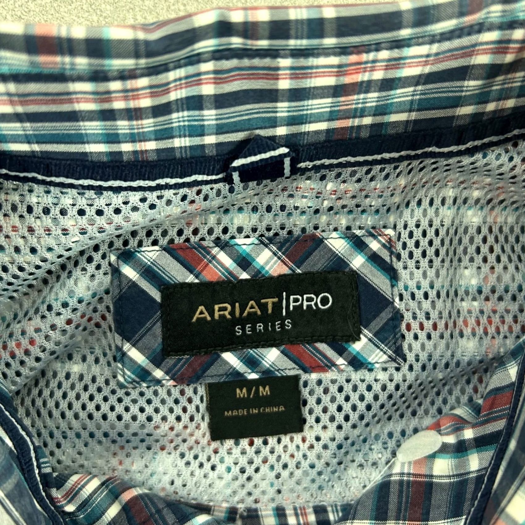 Ariat Ariat Pro Series Mens Medium Plaid Long Sleeve Button-Down Shirt Blue Red Size US M / EU 48-50 / 2 - 4 Thumbnail