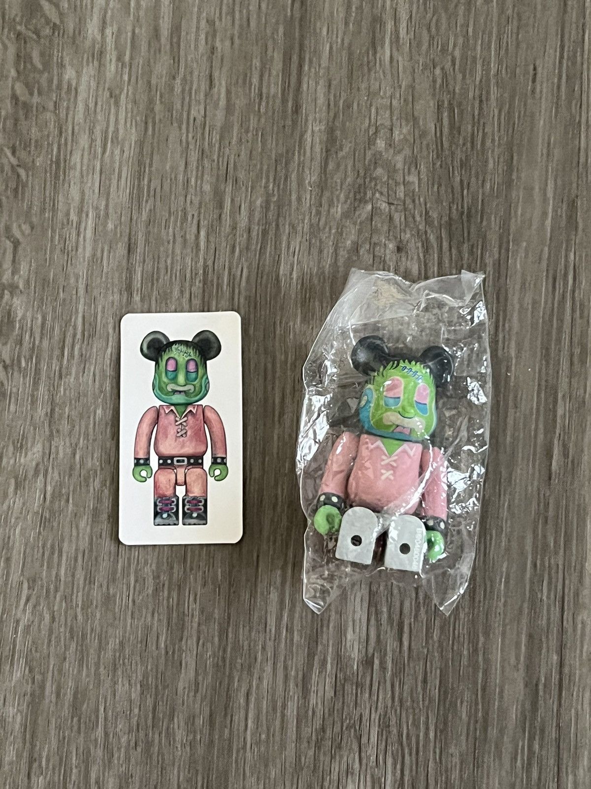 Medicom Toy SECRET series 48 Will Sweeny Size ONE SIZE - 1 Thumbnail