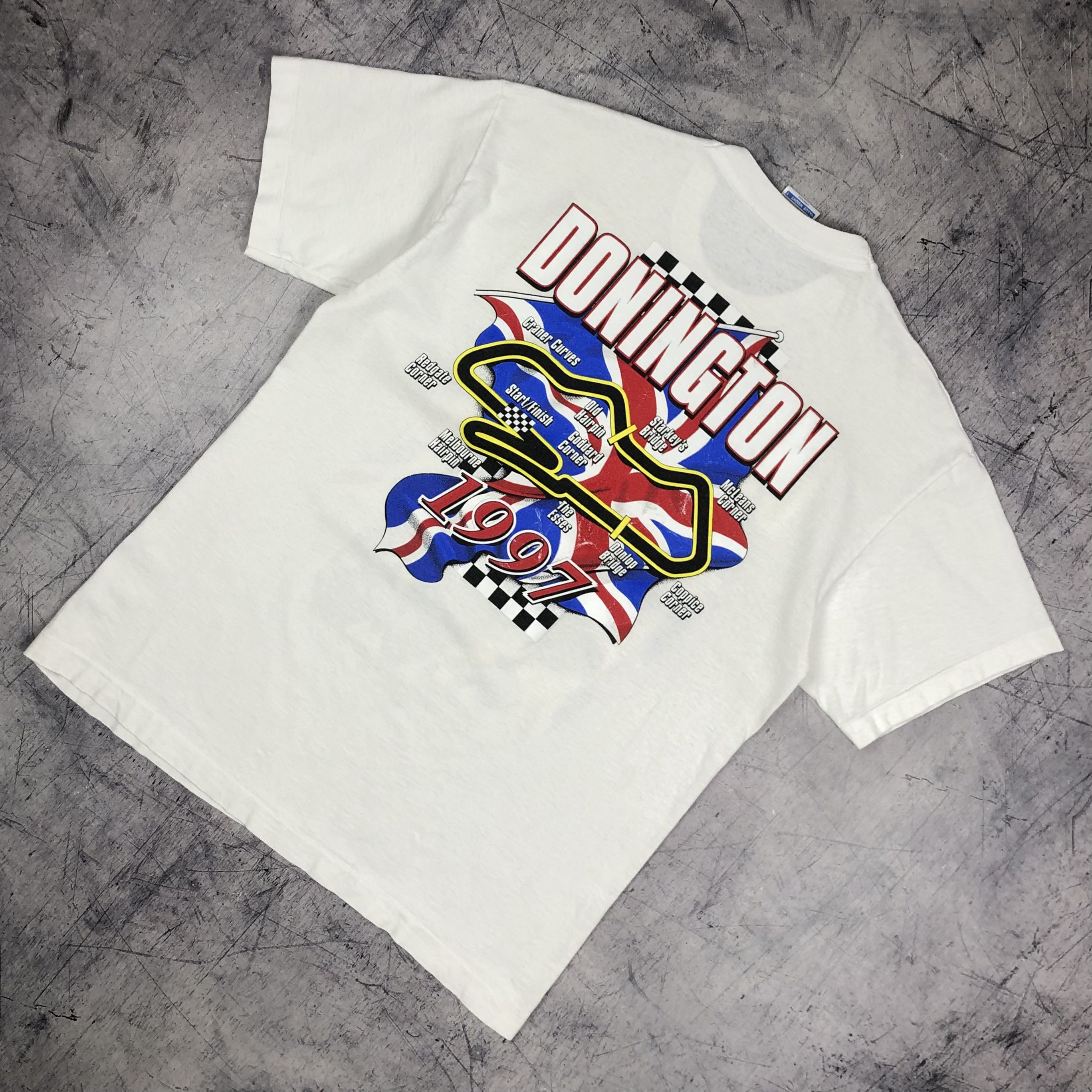 Vintage 1997 Donington MOTO Racing Grand Prix Tee Size US L / EU 52-54 / 3 - 4 Thumbnail