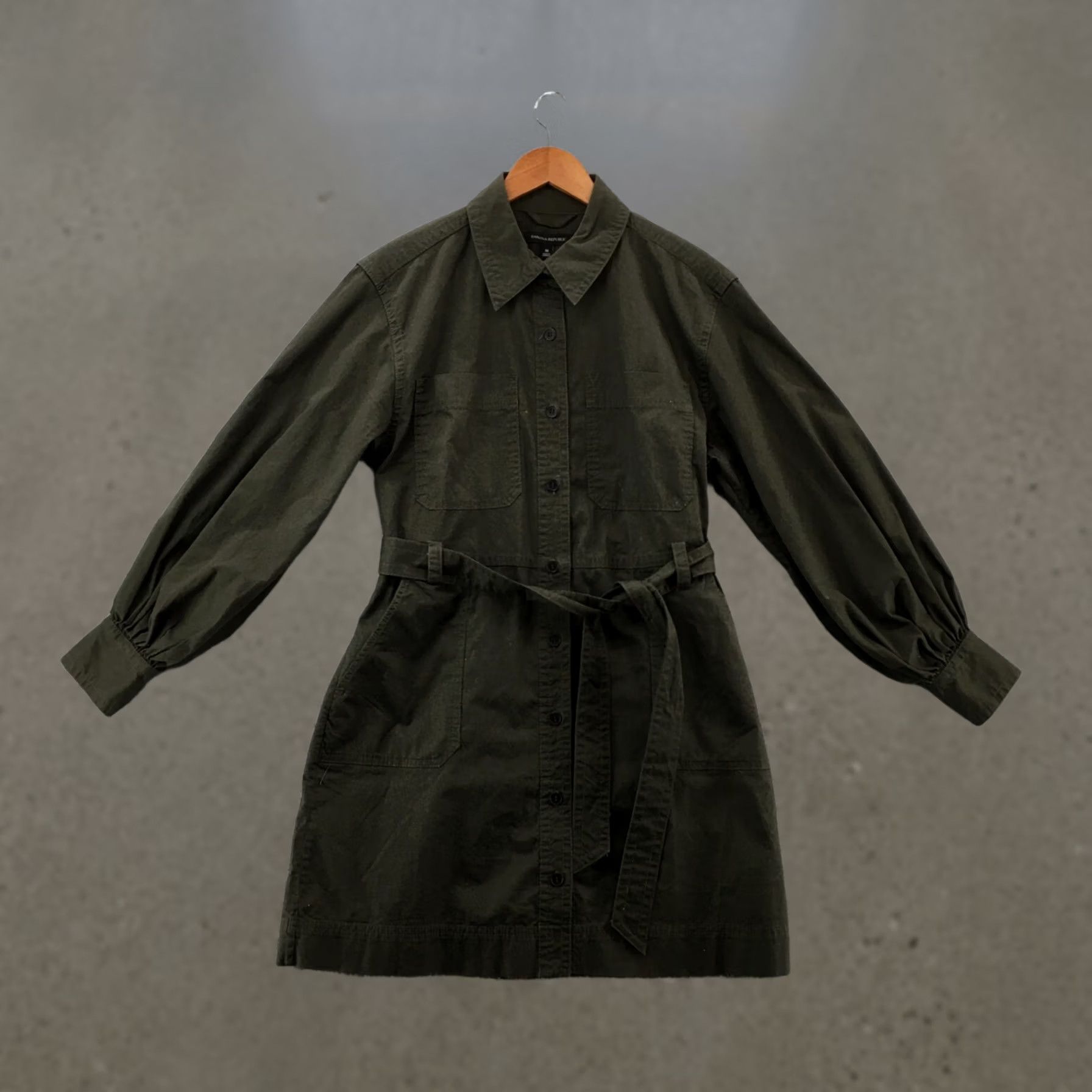 Banana Republic Banana Republic Long Sleeve Shirtdress Dress Womens M Green Collared Pockets Size M / US 6-8 / IT 42-44 - 1 Thumbnail
