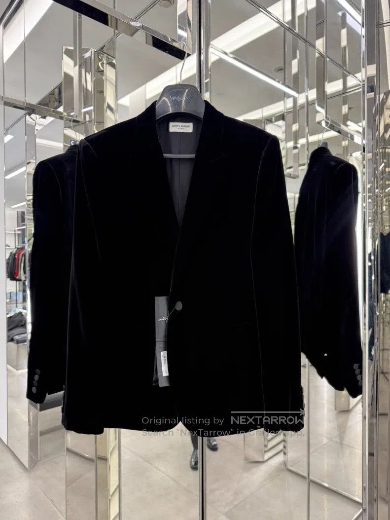 Saint Laurent Paris Saint Laurent Paris Velvet Suit Size US M / EU 48-50 / 2 - 1 Thumbnail
