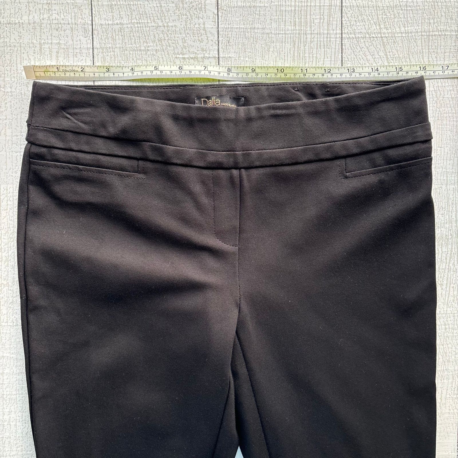 Other Dalia Black Pull-On Ankle Pants Size 8 Size 30" / US 8 / IT 44 - 3 Thumbnail