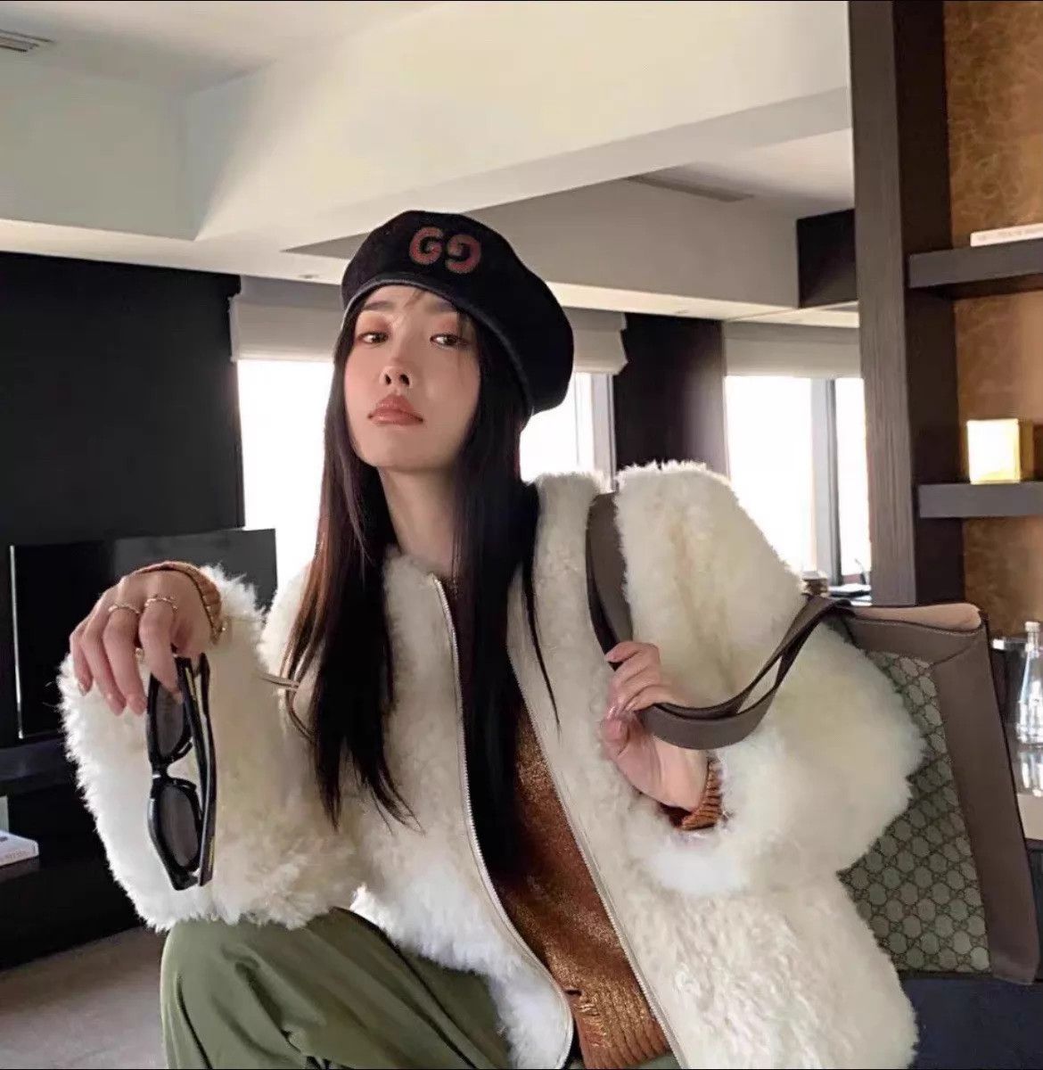 Gucci GUCCI Embroidered Beret New with Tags Size ONE SIZE - 6 Thumbnail