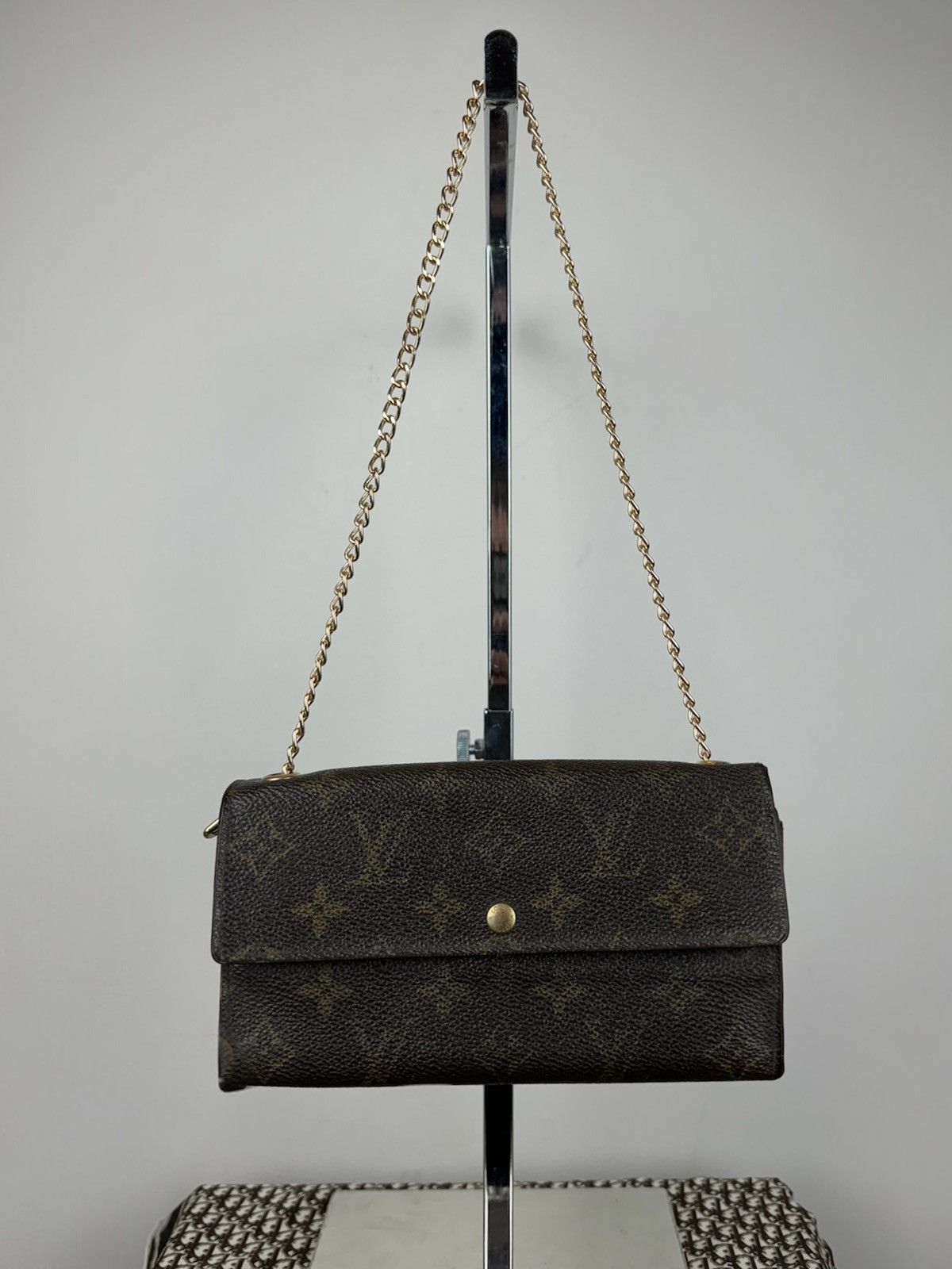 Louis Vuitton Vintage mini leather bag Louis Vuitton LV original item Size ONE SIZE - 1 Thumbnail