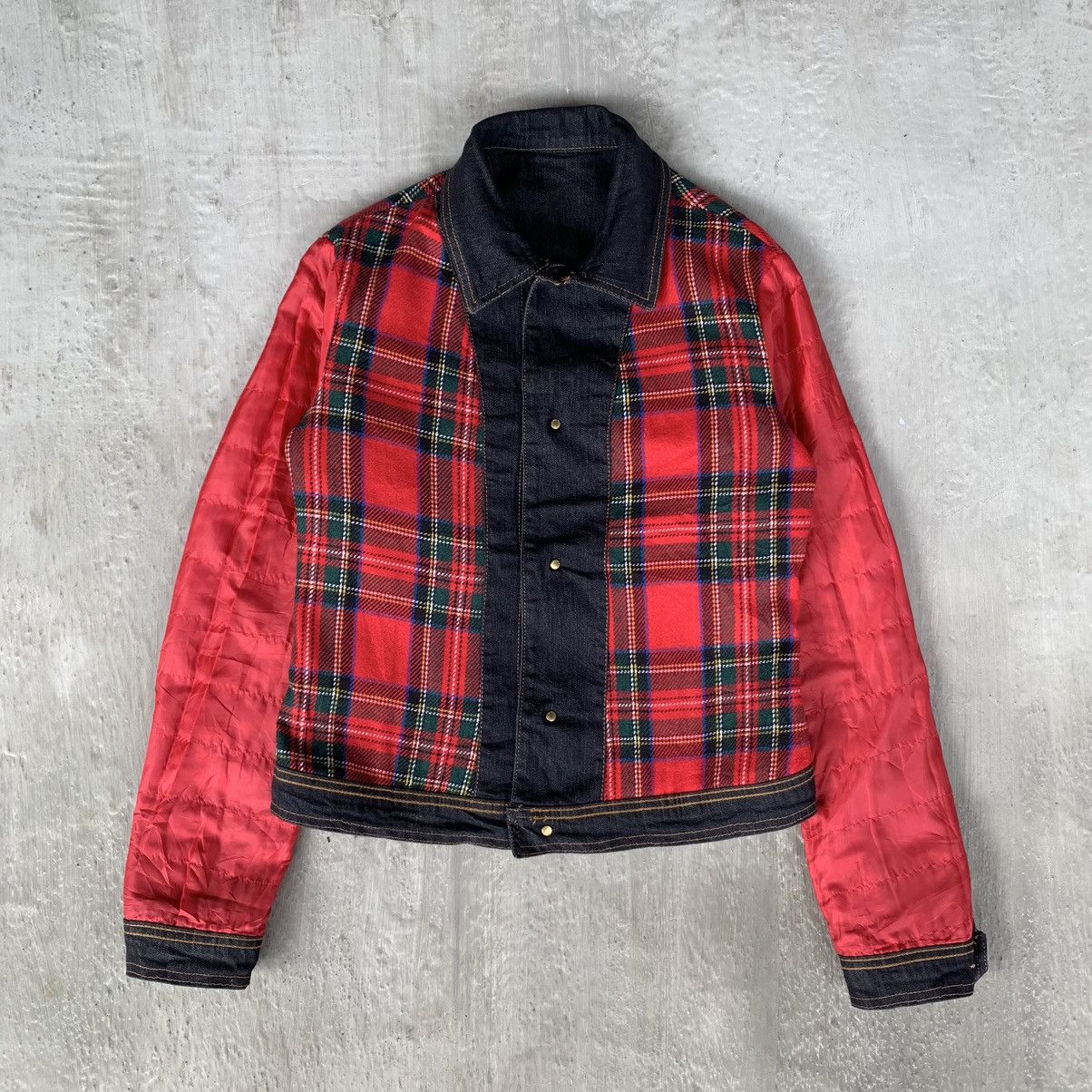 Dolce & Gabbana Dolce & Gabbana Trucker denim Jacket red flanel lined vtg Size US S / EU 44-46 / 1 - 2 Thumbnail
