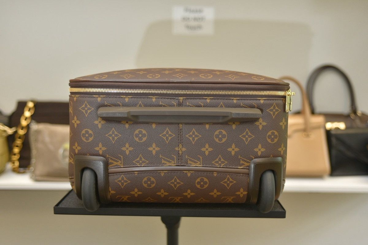 Louis Vuitton Louis Vuitton Pegase 55 Suitcase Monogram Size ONE SIZE - 5 Thumbnail